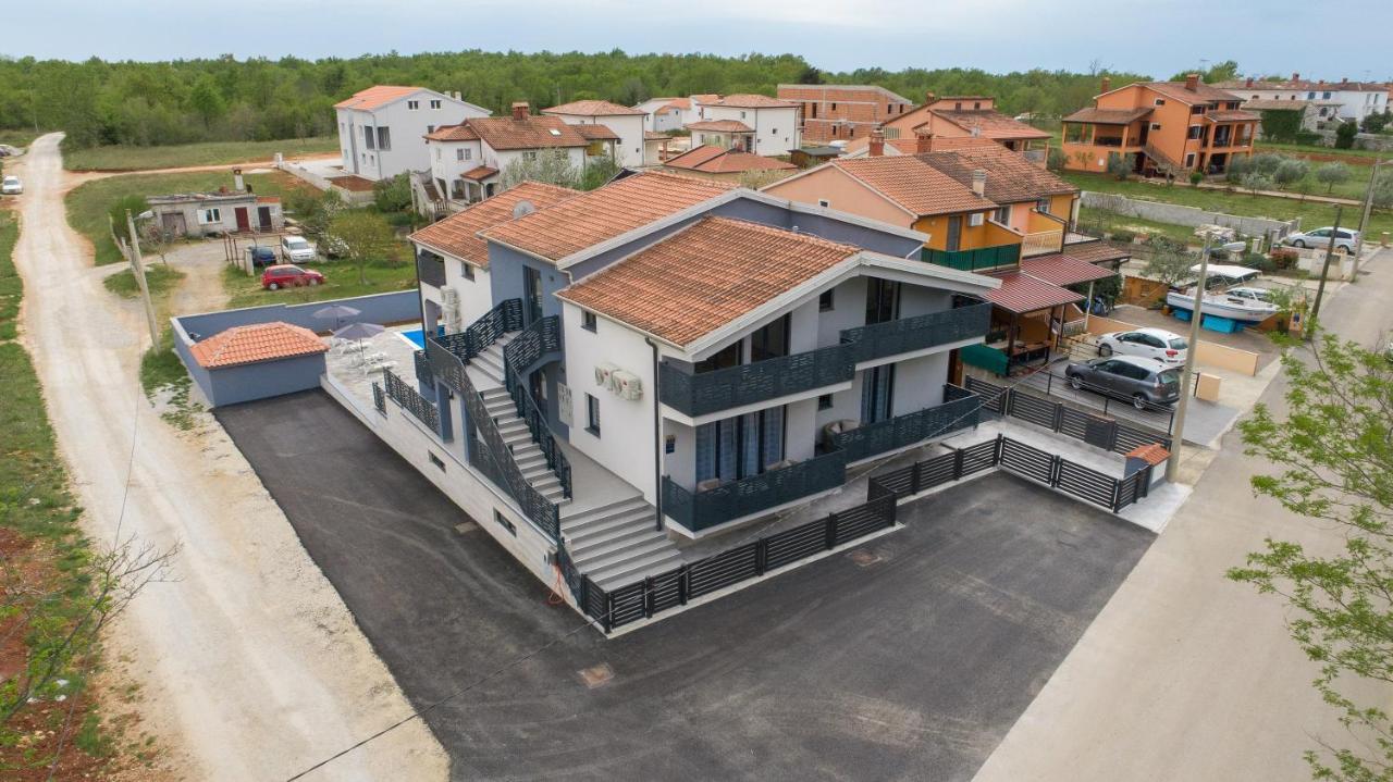 Apartmani Natalija Porec Bagian luar foto