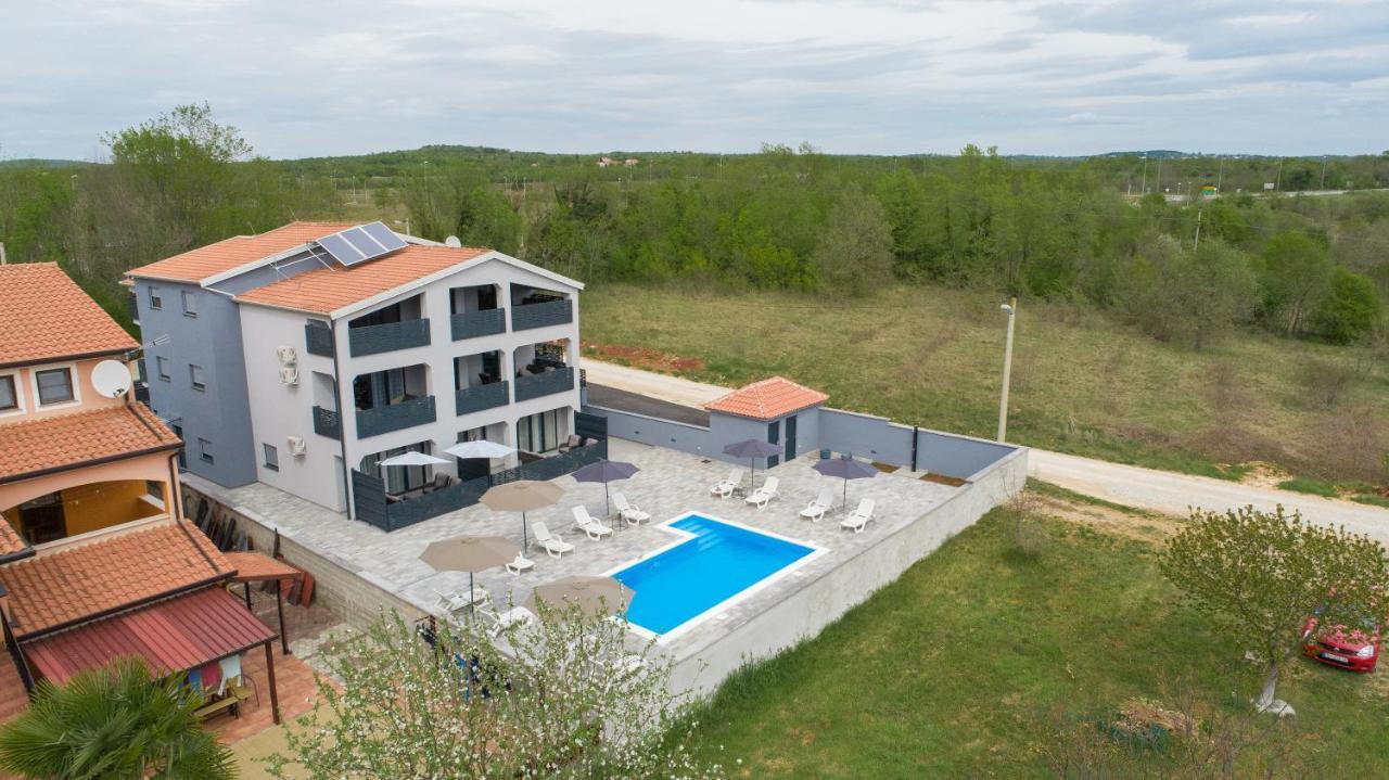 Apartmani Natalija Porec Bagian luar foto