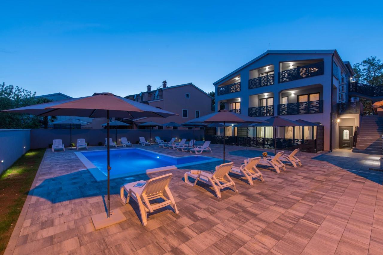 Apartmani Natalija Porec Bagian luar foto